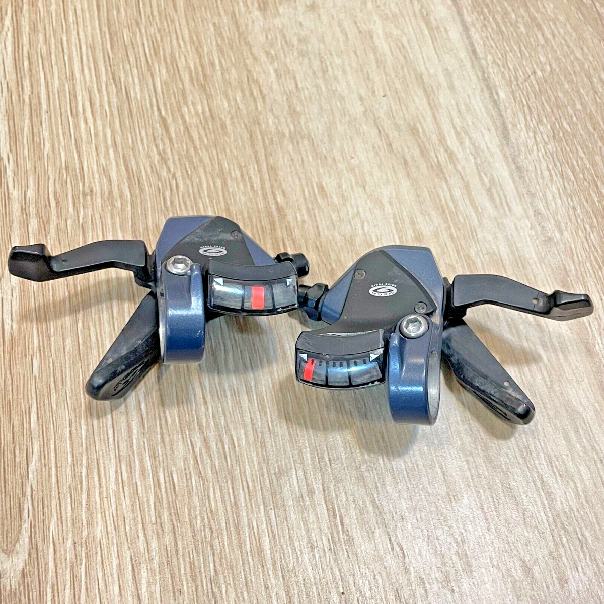 Vintage Shimano Deore LX SL-M570 9s Shifter Set 9 Speed Left Right