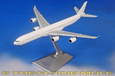 HX Models 1:400 A340-600 Blank Model, Flaps Down Configuration