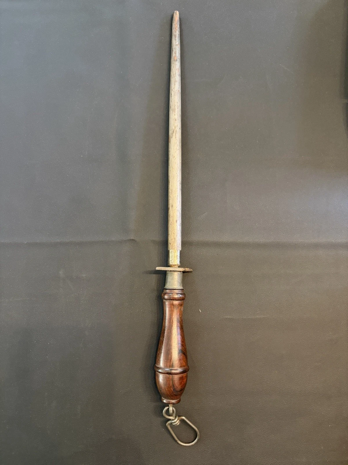 Vintage Lee’s Butcher Knife Sharpening Steel Hone Rod Wood Handle 17.75”