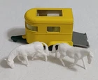🚜 COOL Vintage MATCHBOX Pony Trailer #43, Yellow w/Horses, Very Good! L👀K 🫏