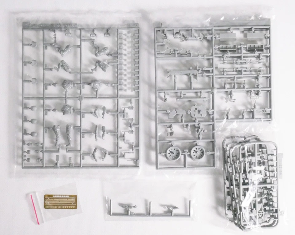 8.8 Raketenwerfer 43 "Puppchen" w/Fallschirmjager Dragon 1/35 - Immagine 3 di 3