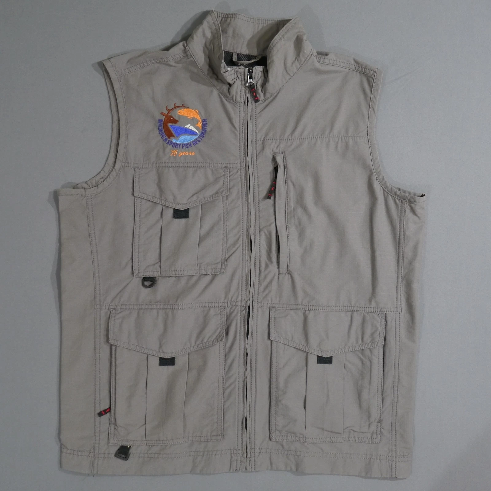 Bass Pro Shops Vest Mens Large Full Zip Softshell Hiking Fly Fishing Pockets