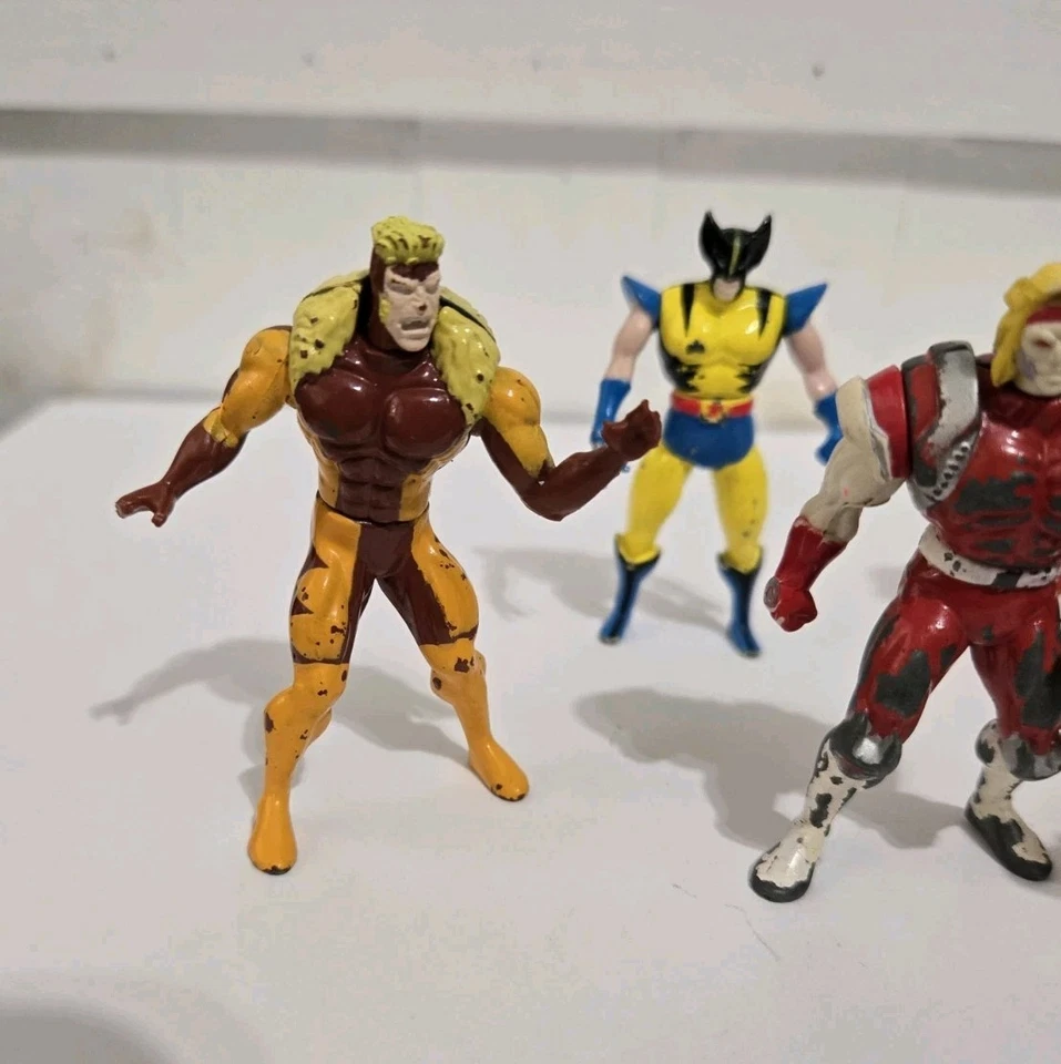 6 Personajes Vintage Marvel Toy Biz Metal Marvel 2" y 2.5" Omega Rojo 2 Wolverine Foto 4 de 4