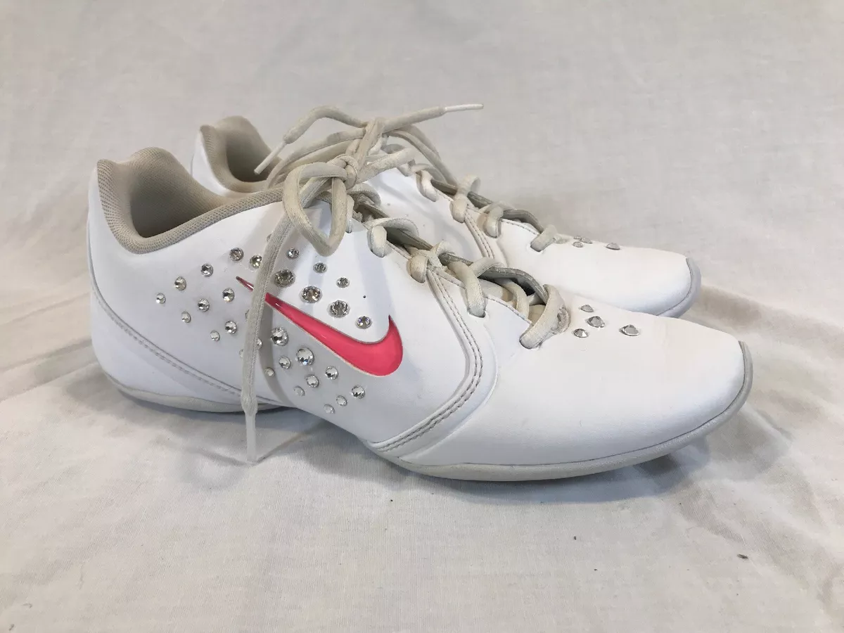 Nike women's shop cheerleading shoes
