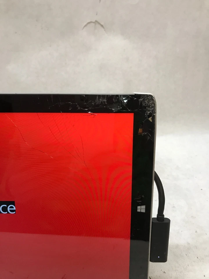 Microsoft Surface Pro 3 1631 i3 4GB RAM 64GB SSD WIN 11 For Parts/Repair   -  DW - Image 3 of 4