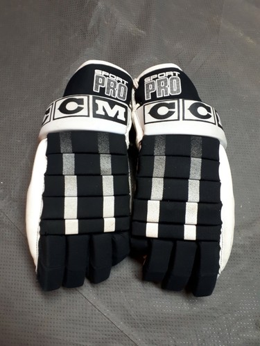 Vintage Mens CCM Hockey Gloves Sport Pro M-HG299 Used Great Shape 