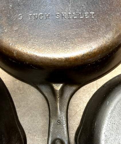 Vintage Cast Iron Skillet Set #8 Y 10.5" #6 S 9" #3 Z 6.5" - Picture 10 of 11