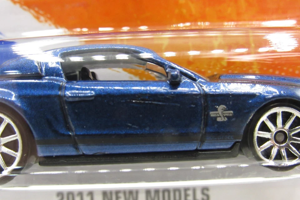 HOT WHEELS 2011 NEW MODELS SERIES 10 FORD SHELBY GT500 SUPER SNAKE - Image 2 of 4