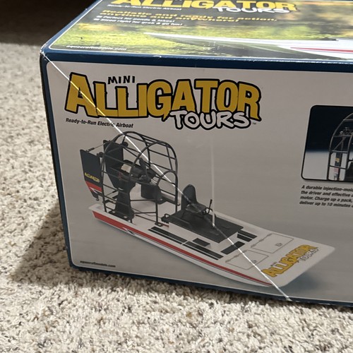 RC Mini Alligator Tours Airboat By Aquacraft 2010 AQUB09A2 W/ Remote / Charger - Picture 4 of 11