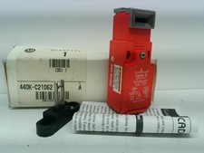 Allen Bradley 440K-C21062 Guardmaster Cadet 3 Switch Series A