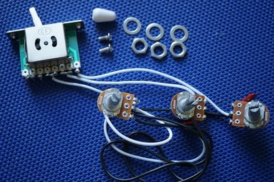 Fender Squier Affinity Series Strat POTS - 5 Way Switch - Stratocaster