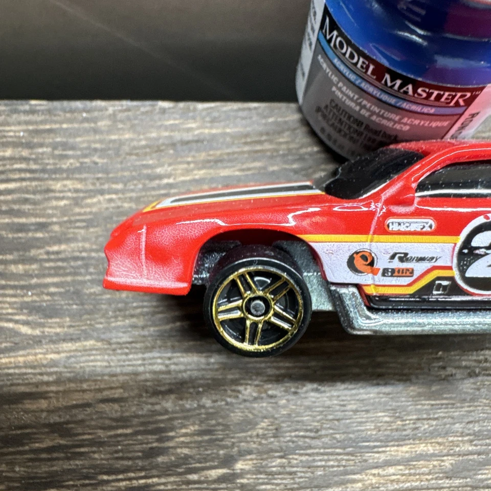 Chevrolet Camaro Z28 1982 Track Stars de colección rojo fundido a presión difícil de encontrar Foto 2 de 4