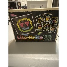 Lite-Brite Mini Size Retro Light-Up Peg Board Art Set 92 Pieces 6 Templates NEW