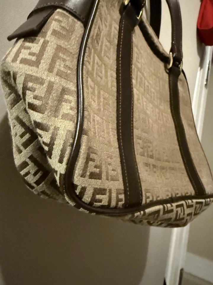 Auténtico Bolso de Mano FENDI Vintage Zucca Nylon Correa de Cuero Excelente Lindo Foto 3 de 4