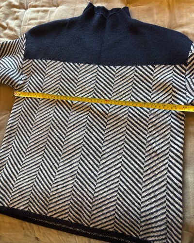 Norwegian style Navy Blue And White/cream Striped Ladies/jumper Sweater. ? 12/14 - Picture 12 of 14