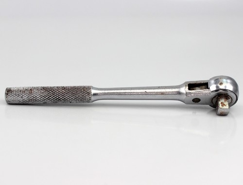 Companion WF 3/8" Drive Ratchet Knurled Handle 30 Teeth, Vintage USA Tool - Picture 4 of 20