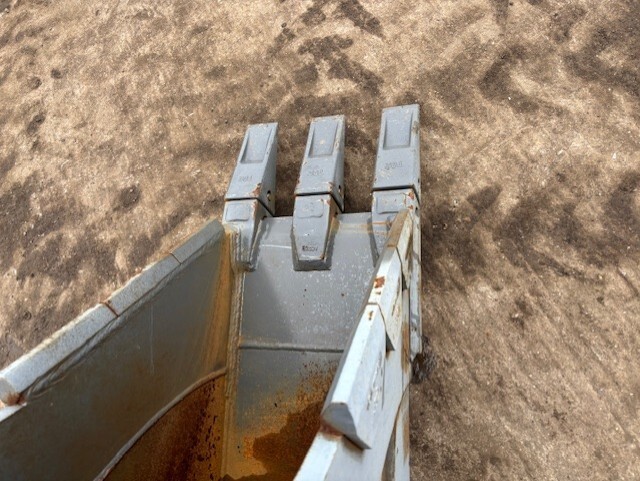 Picture 5 of 7