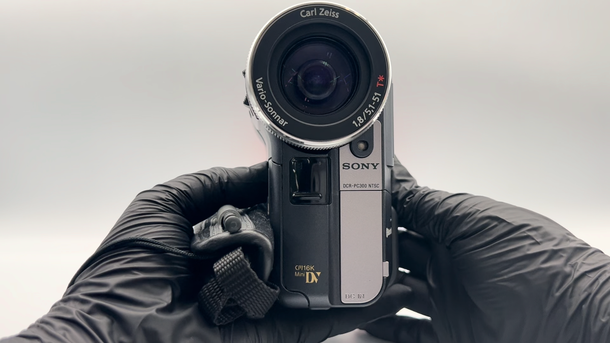 SONY ソニー Hand ycam DCR-PC300 Tested [MINT] Sony DCR-PC300 Mini DV Camcorder HANDYCAM