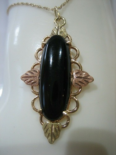 GOLD ONYX PENDANT LEAF NECKLACE | eBay