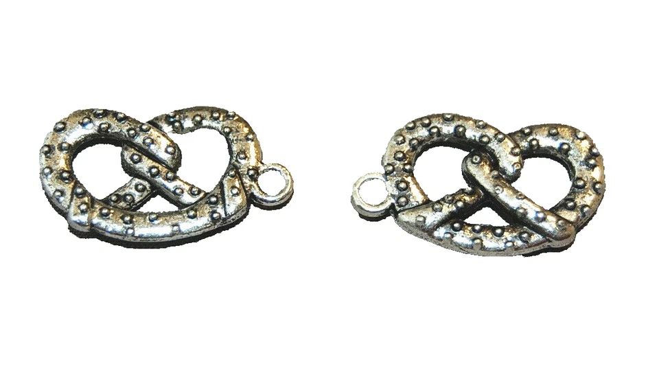 Dije colgante de comida pretzel plata tibetana J1047 Foto 2 de 4