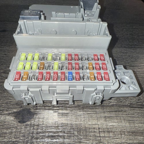2016 - 2021 Honda Civic Interior Fuse Box Relay Control Module TBD-A3 ๐ OEM ๐ - Picture 4 of 8