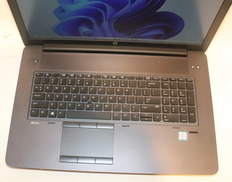 HP ZBOOK 17 G3 Workstation|Intel core i7@2.60GHz|32GB RAM|1 TB HDD|WIN11|Webcam - Image 3 of 4