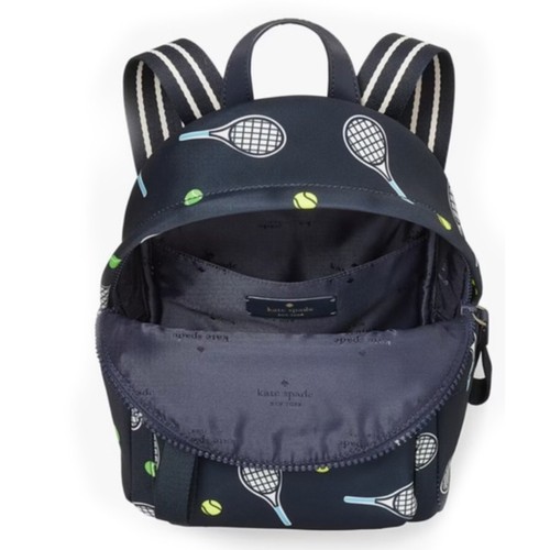 Kate Spade Chelsea Tennisschläger und Ball bedruckter Mini Rucksack, Blazer blau - Bild 8 von 8