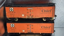 Set of 2 Unbranded Vintage O Gauge S.F.R.D. Santa Fe “The Chief” Reefer Boxcar