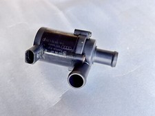 VW Touareg I (7L)  Zusatzwasserpumpe 7L0965561