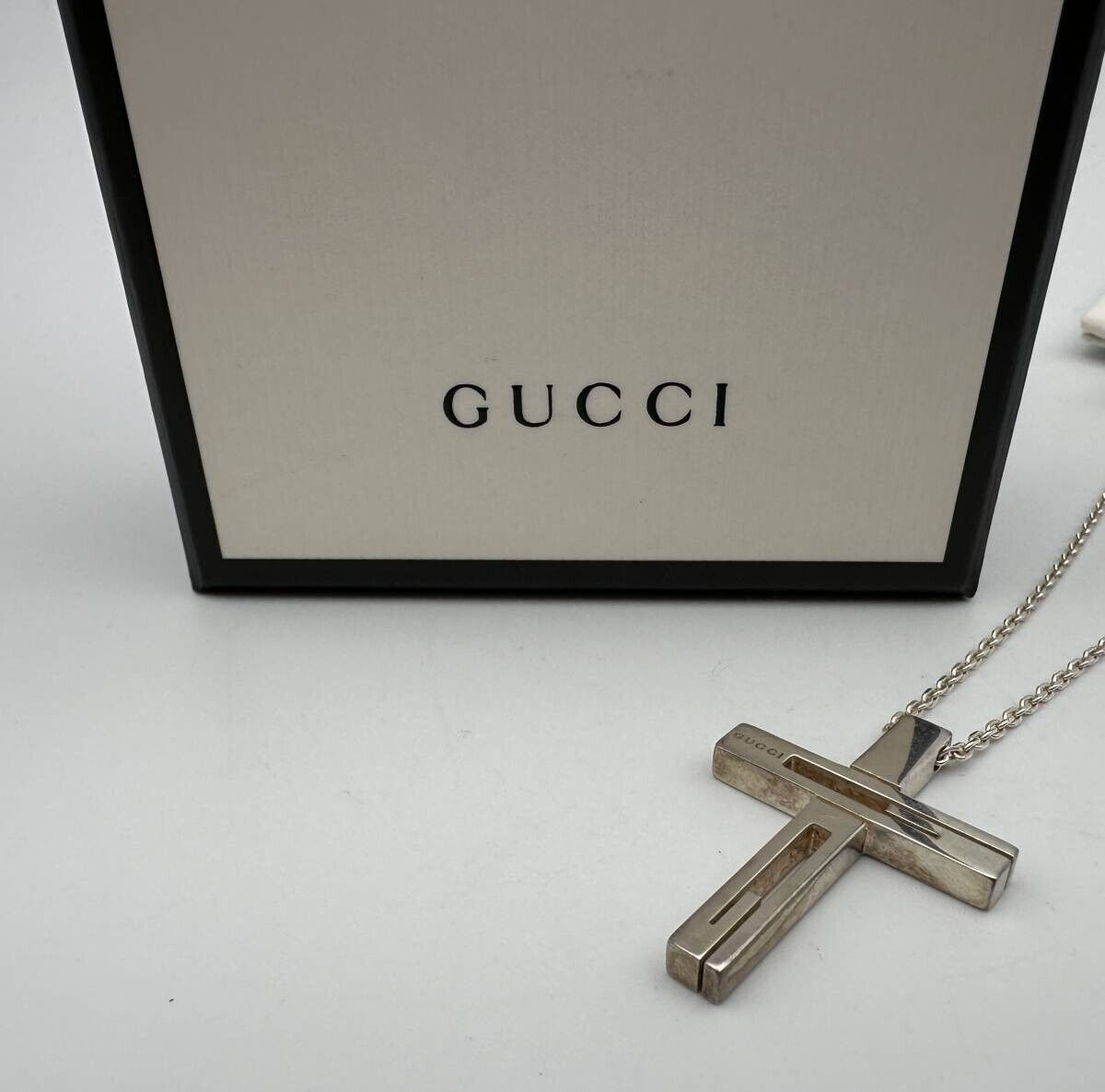 Collar con colgante de cruz de plata de ley 925 auténtica de GUCCI, envío...