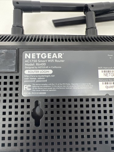 Netgear R6400 Black Wi-Fi Router - Picture 5 of 6