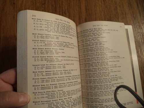 1958 ONE FOR THE BOOK ALL TIME BASEBALL RECORDS PUBLISHED BY THE SPORTING NEWS - Picture 12 of 12