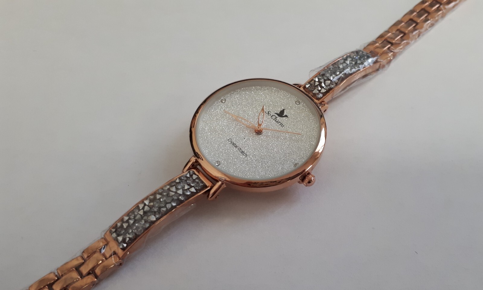 Montre pour Femme So Charm en Or Rose et 4 Cristaux Finition Joaillerie