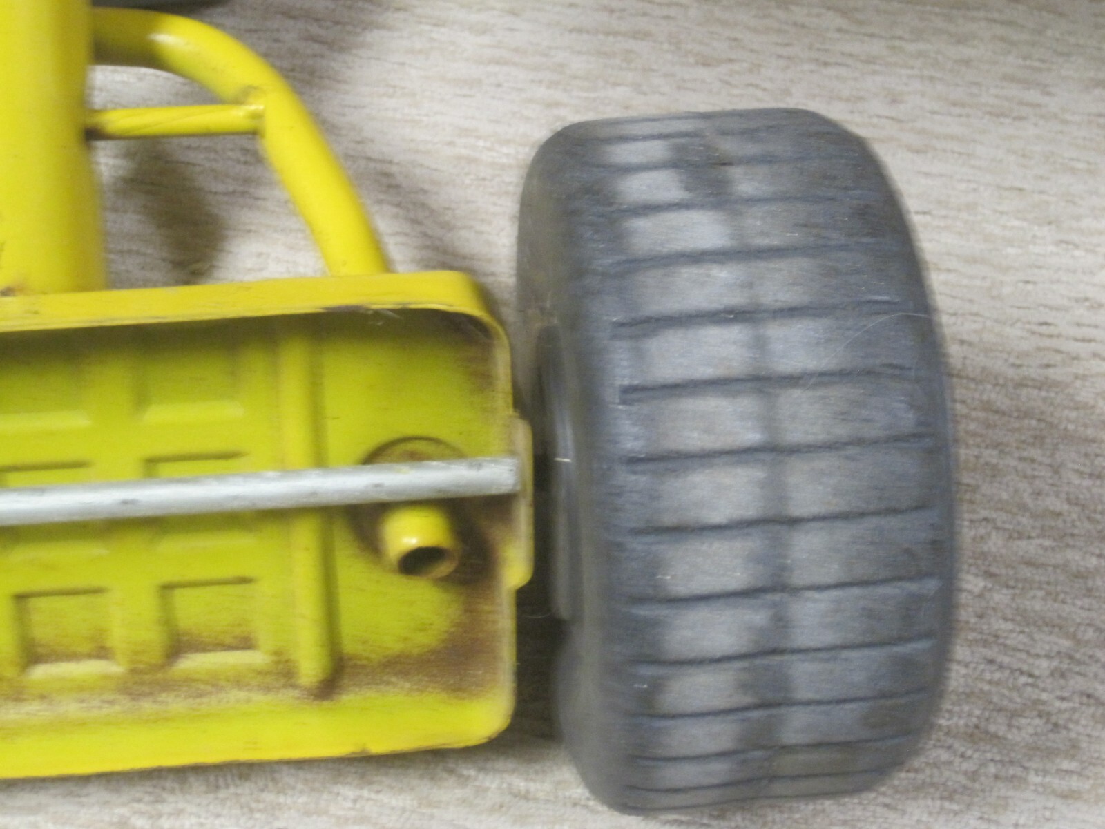 Vintage Murray 1970's Road Runner Childs Tricycle Trike Toy Bicycle Pedal Car