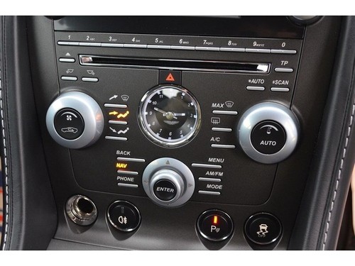 2015 Aston Martin Vantage V8 Hatchback Petrol Automatic - Picture 21 of 24