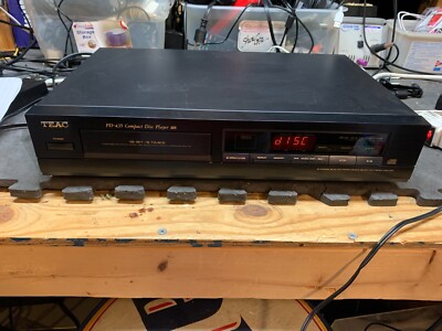 Teac PD-435 Compact Disc Player *FOR PARTS / REPAIR*