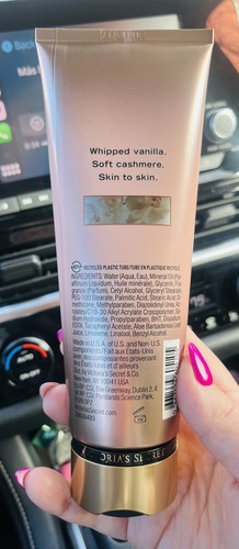 Victoria's Secret Bare Vanilla Fragrance Body Lotion 8 oz - Picture 2 of 2