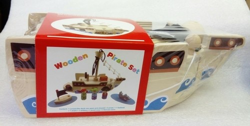 PIRATENSCHIFF AUS HOLZ - Bild 1 von 5