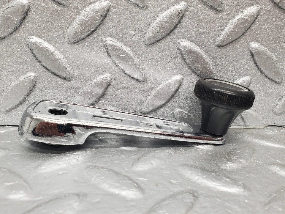 ⚙ 1191 ⚙ Mercedes-benz W108 280SE Manivela Levantador Janela - Imagem 3 de 4