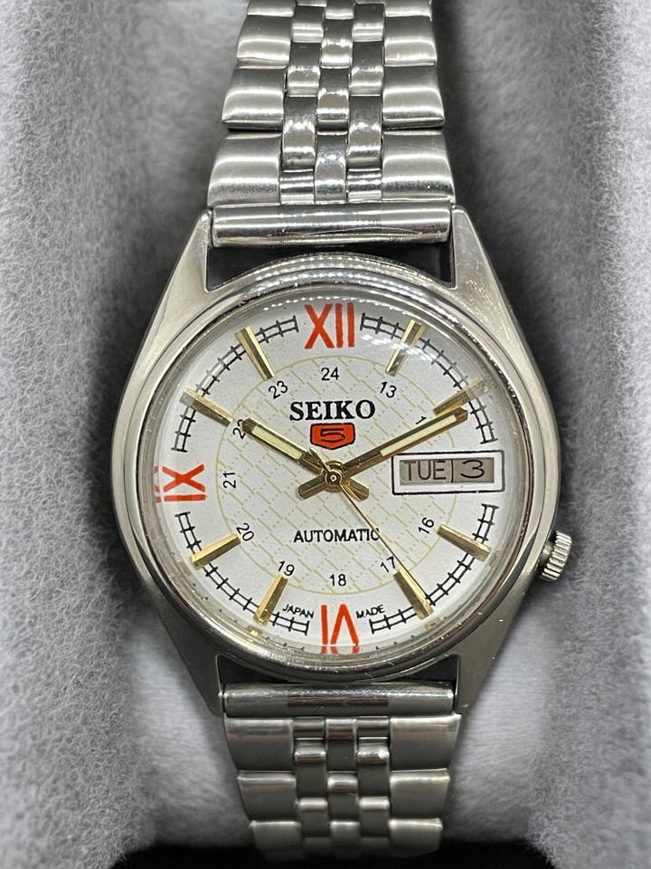 Seiko 5 Automatic Day Date Classic Japanese Men's Wrist Watch eBay
