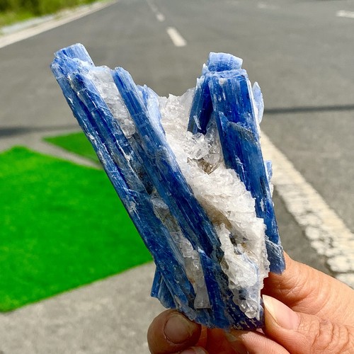 200GNatural blue kynite with clear quartz specimen crystal spiritual energy - Picture 12 of 24
