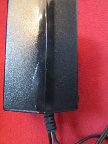 Advent AW870R Wireless Speakers - Picture 2 of 7