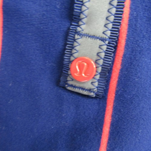 Lululemon Vinyasa Scarf NWT Navy Blue with Pink Stripes O/S - Picture 5 of 6