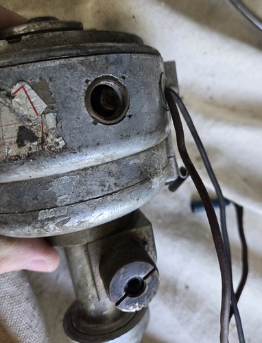 Old Chevrolet Accel F05052 Dual Point Distributor Tach Drive 2 Wire Chevrolet? - Picture 3 of 15