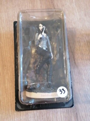 Figurine Lara Croft Tomb Raider - N°33 Lara goth - Photo 1/4