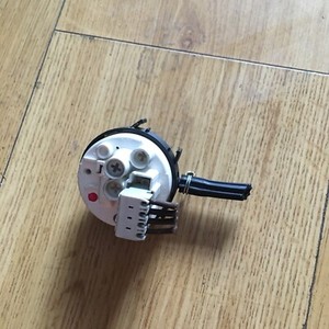 Gorenje WA61121 Waschmaschinen-Druckschalter 37650103