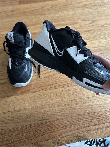 Authentic Kyrie, Low’s 5 Tb￼￼ - Picture 5 of 8