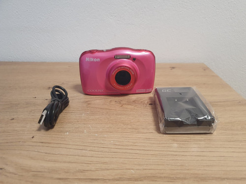 Nikon Coolpix W100 / Unterwasserkamera - Bild 1 von 5