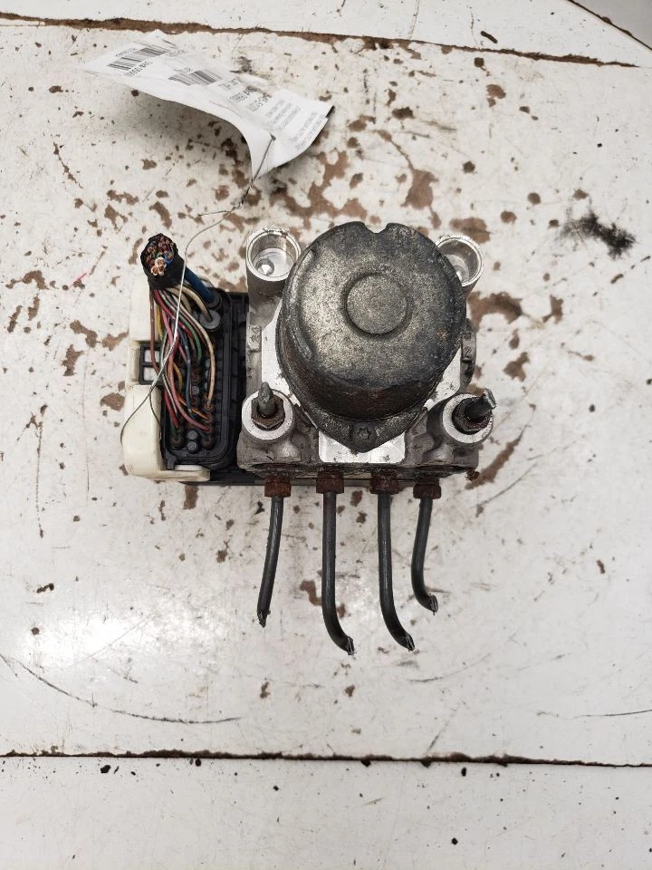 Anti-Lock Brake Part Actuator And Pump Assembly Fits 04-07 SOLARA 1390484 - Image 2 of 4