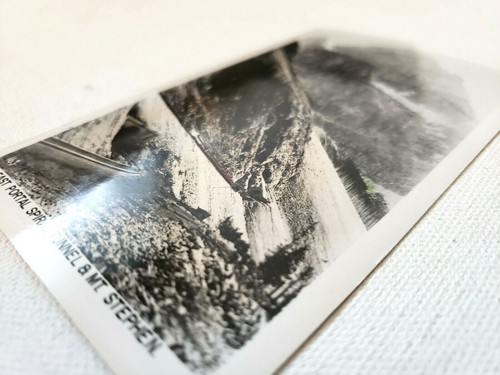 Vintage EAST PORTAL SPIRAL TUNNEL MT. STEPHEN B.C. Postcard Train RPPC - Foto 2 di 3